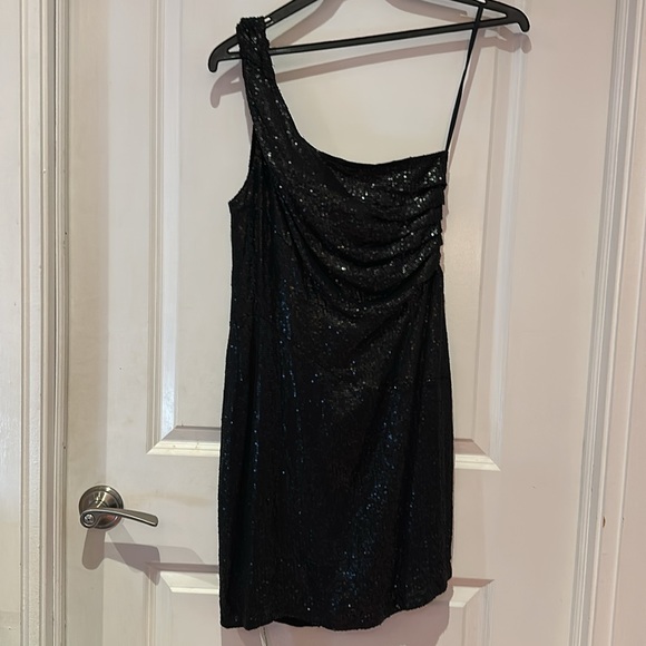 AllSaints One Shoulder Sequin Mini Dress 🖤✨ - Picture 8 of 12